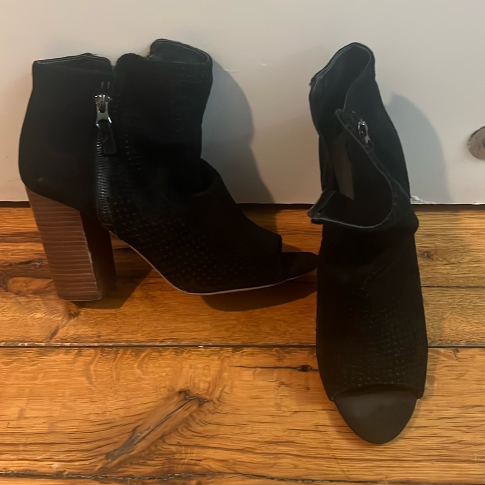 Jessica Simpson open toed booties